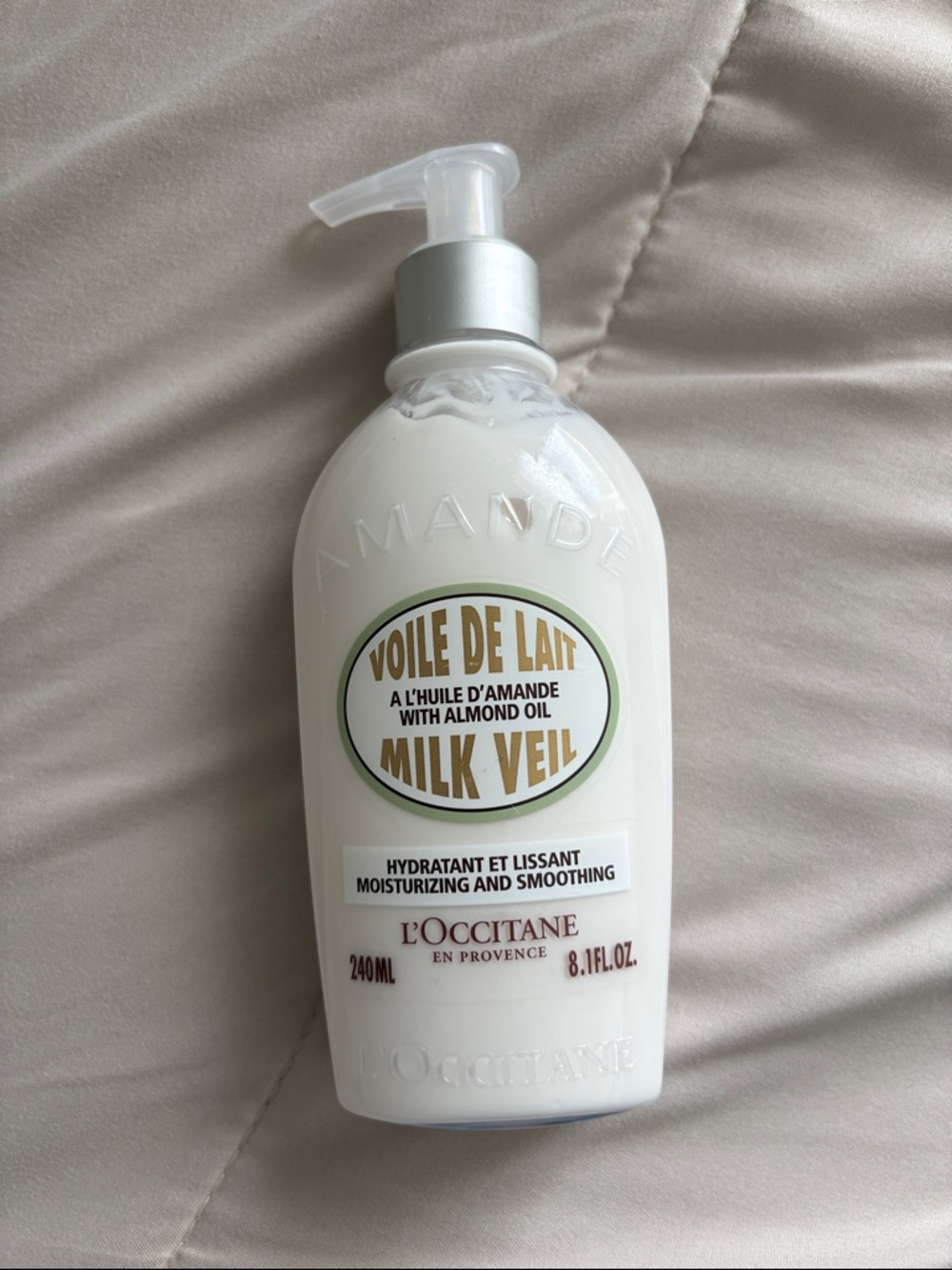 L'OCCITANE Almond Milk Veil Moisturizer - White, Gold